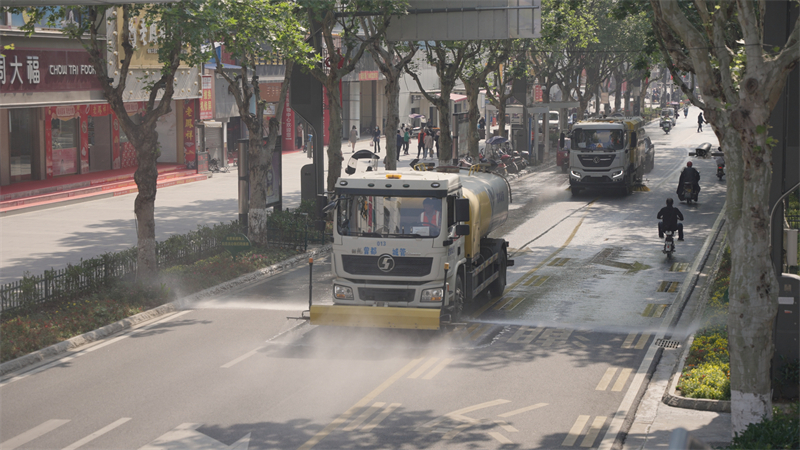 ���й����b���ˡ��ǻ۴��X�� �����۽������^(q��)���й����ǻۻ��D(zhu��n)�͵�����(d��ng)��(sh��)�`