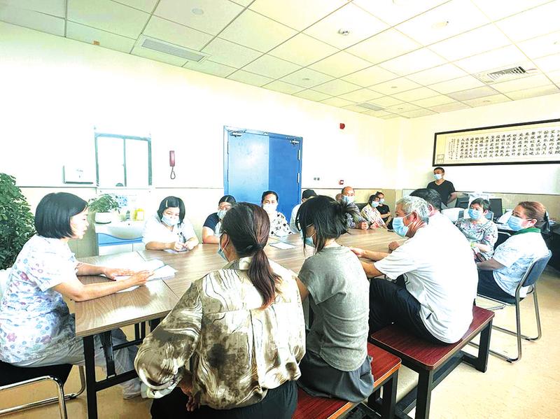 ��������