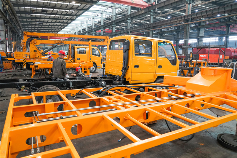 ������܇(ch��)���a(ch��n)æ