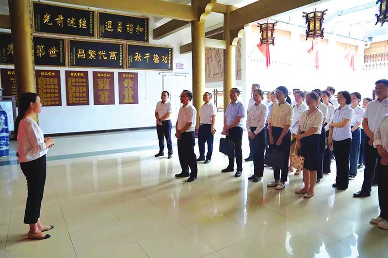 �h�L(f��ng)�����������}���(d��ng)