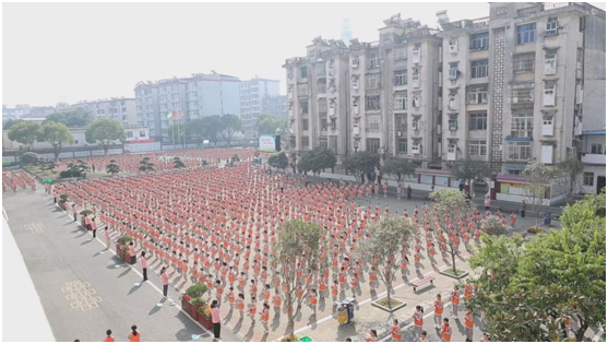 �����^(q��)���ۘ�С�W(xu��)�_չ�����������n�gչʾ���(d��ng)