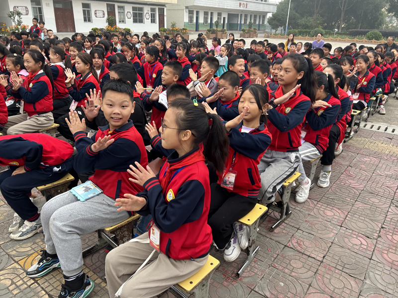 �S�h�f(w��n)�����r(n��ng)��(ch��ng)����С�W(xu��)�_չ���������v�����(d��ng)