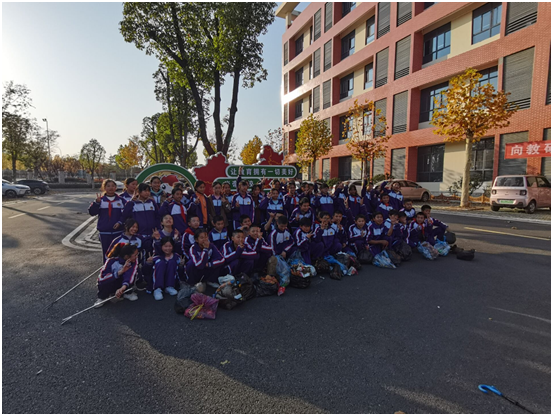 �׵یW(xu��)У��(li��n)�w����У�^(q��)�����꼉(j��)�W(xu��)������ںϳ�Ч�Ȼ