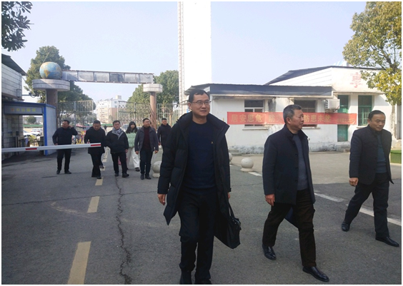 �����(zh��n)���ČW(xu��)У�����u(p��ng)������  �ƵZ��ǰ��