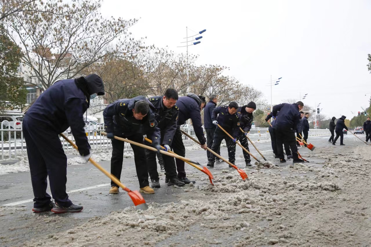 ��η�캮�� һ�ı���ͨ���гǹ܈�(zh��)��ί�������ƴ���eѩ