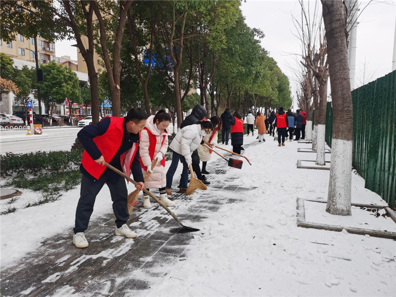 �����l(f��)չ���F(tu��n)����ѩ��������ͨ