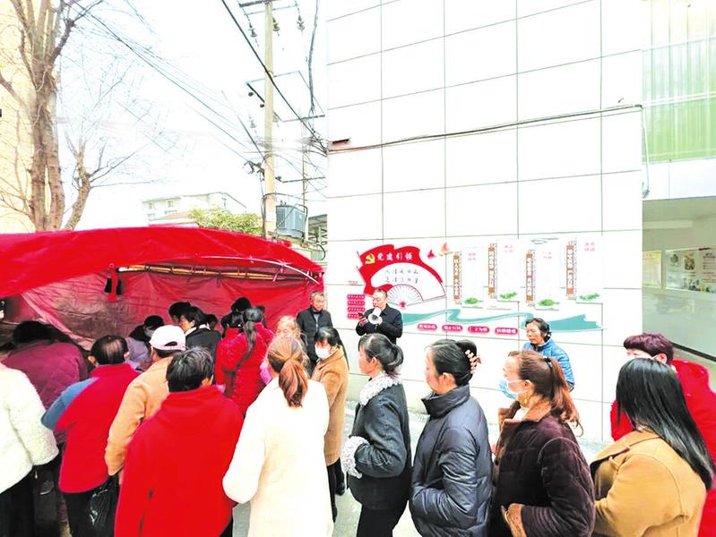 ���M(f��i)�Y��