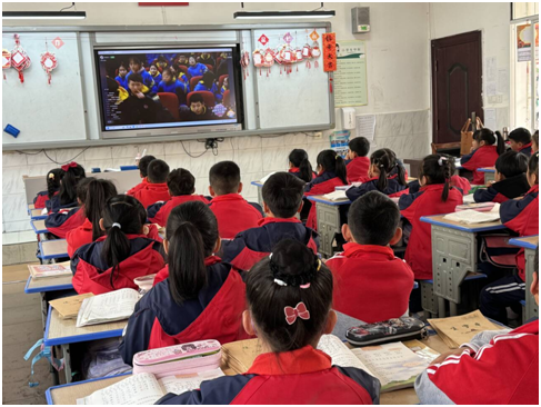 �����^(q��)���С�W��ͬ��һ��(ji��)��ȫ�n  ����ƽ�����o��