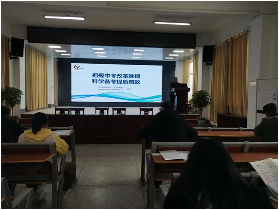 С���(zh��n)���ČW(xu��)У���_���n�̸ĸ����M��