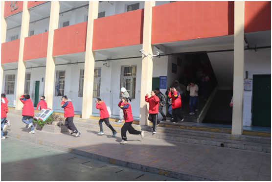 �����^(q��)�|�P(gu��n)С�W(xu��)�_չ��(y��ng)����ȫ��ɢ�ݾ����(d��ng)