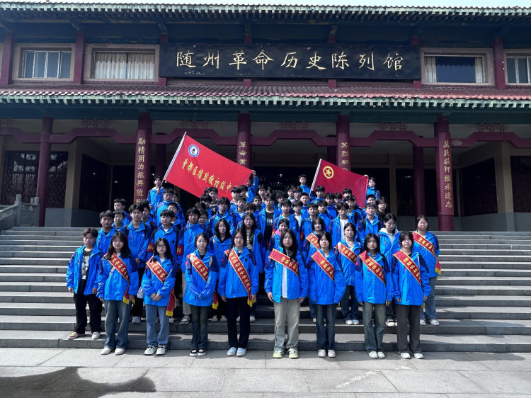 �����^(q��)�޹Ķճ����ЌW�_չ������Ӣ�һ��