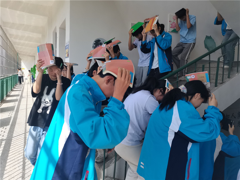 �����(zh��n)���ČW(xu��)У�e��2024�괺������p��(z��i)��(y��ng)����ɢ�ݾ����