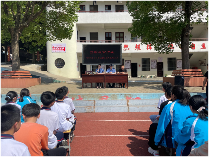 �S�h�����(zh��n)���ČW(xu��)У��Ո(q��ng)����z��ٵ�У�_(k��i)չ���ƽ����v��