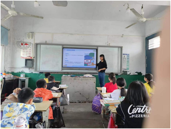 �����^(q��)�ε��(zh��n)؞�fС�W(xu��)������ˮ����ȫ���}���(d��ng)��