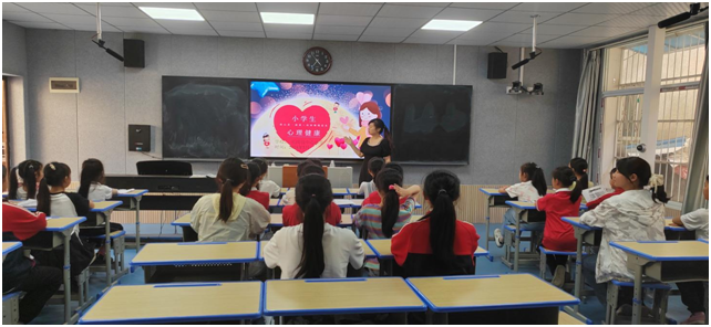 �L���(zh��n)����С�W(xu��)�_չ��������ί�T��Ӗ(x��n)���(d��ng)