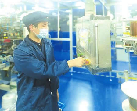 ���Ĳ��� �^����ֹ ���M(j��n)���� ����ӛ���S����һ�ڄ�(d��ng)��(ji��ng)?w��)¡��@���߄���