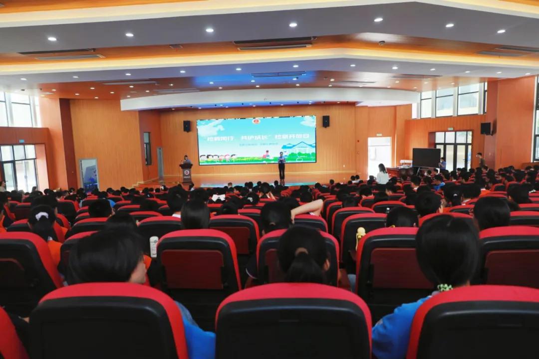 �����z�죺��һ��݋|�ۙz���_���ա����������еķ��ɡ������(hu��)