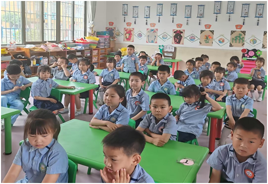 �����(zh��n)�ڶ�С�W(xu��)�����׃��@�_չ���M(j��n)С�W(xu��)���