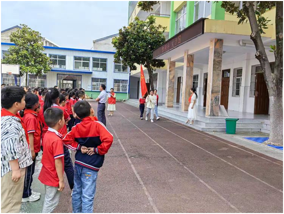 �L���(zh��n)����С�W(xu��)�_չ���t�I(l��ng)�����������}����