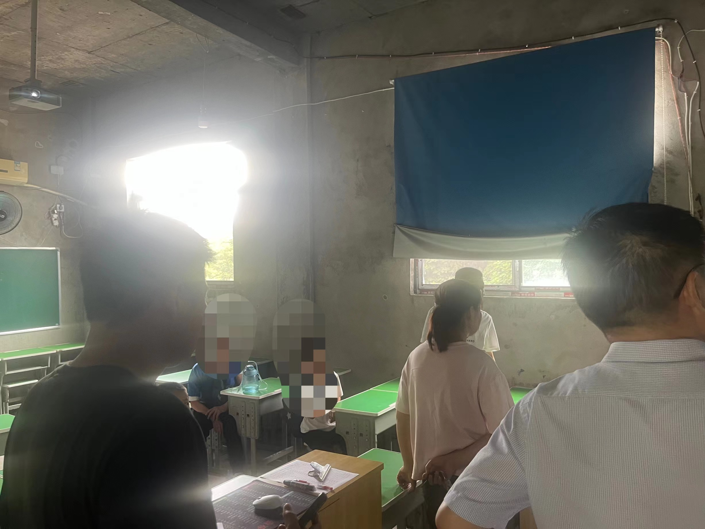 �S���_(k��i)չУ����Ӗ(x��n)�C(j��)��(g��u)Ҏ(gu��)�����������Є�(d��ng)