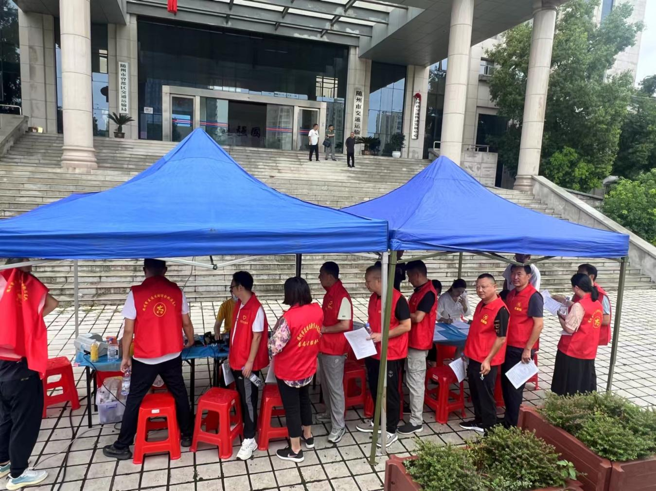 �S���н�ͨ�\ݔϵ�y(t��ng)�_չ���ğo���I(xi��n)Ѫ־Ը���