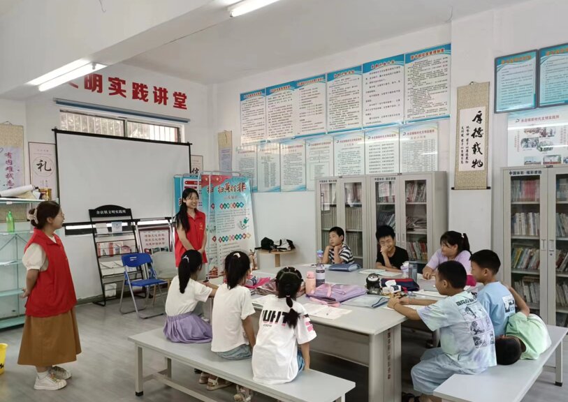 �������r���������`�����^��١� �����S���ж���������`����c��δ��������������