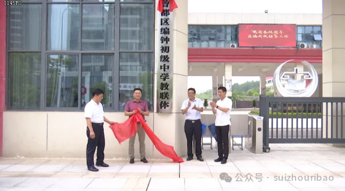 �����������^(q��)��犳���(j��)�ЌW(xu��)��(li��n)�w����