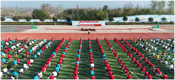 �����(zh��n)���ČW(xu��)У�e���W(xu��)���_(k��i)�W(xu��)��Y