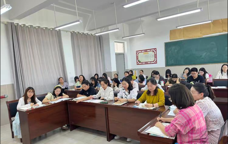 �����^(q��)��犳���(j��)�ЌW(xu��)�_չ��(li��n)�w���н������(d��ng)