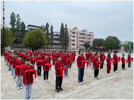 ��ɽ�(zh��n)����С�W(xu��)�e���������꠆T��ꠃxʽ