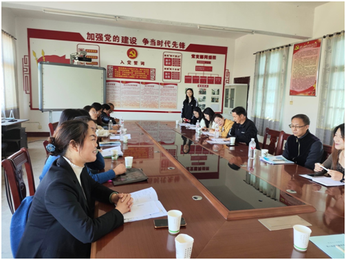 ���f(w��n)�ǽ�(li��n)�w�W(xu��)У�_(k��i)չ(li��n)�Ͻ��л��(d��ng)