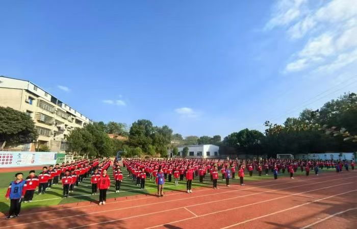 ����(y��u)���I�̭h(hu��n)���������^(q��)����С�W(xu��)��չꖹ��n�g  ���ഺ����