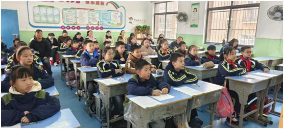 �����^(q��)ˇ�g(sh��)��ɫ��(li��n)�w�_(k��i)չ�̌W(xu��)�������(d��ng)