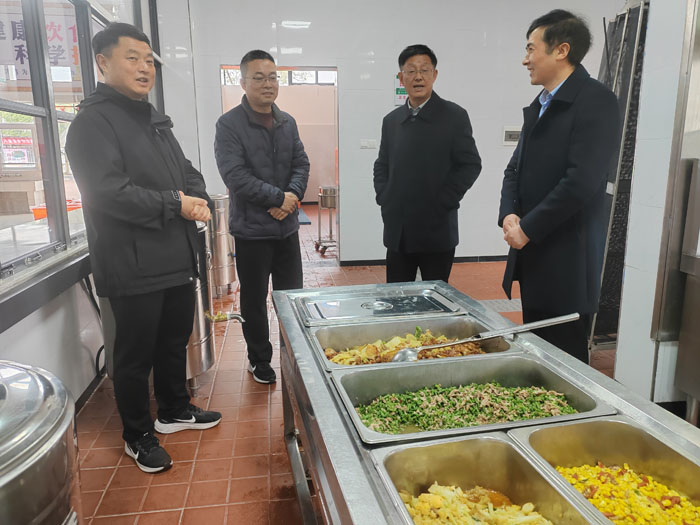 �S�h�������I�����L�l(xi��ng)�(zh��n)�WУ���B(t��i)��ȫ�O(ji��n)��