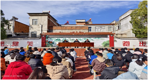 С���(zh��n)���ČWУ�_չ�����MУ�@���