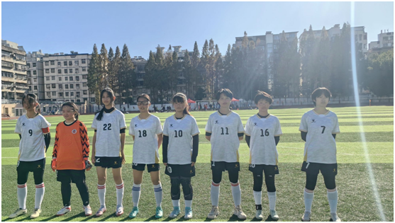 ����(y��u)���I(y��ng)�̭h(hu��n)������犳���(j��)�ЌW(xu��)��Ů������Z������������ժ���������A����Ҋ(ji��n)�C�������