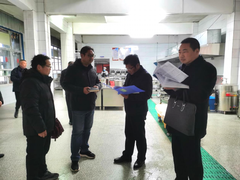 �S�h��������Ҫ�I(l��ng)��(d��o)������(zh��n)���L����W(xu��)У����