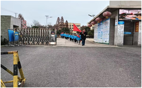 �S�h�߳��(zh��n)�߳���С�W(xu��)�_չ���坍�҈@�����}�(du��)�ջ��(d��ng)