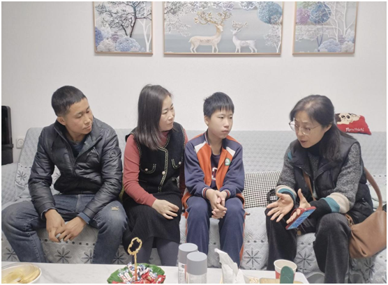 �����^(q��)�F��W(xu��)У���������Lů���� ������(y��u)���I�̭h(hu��n)��