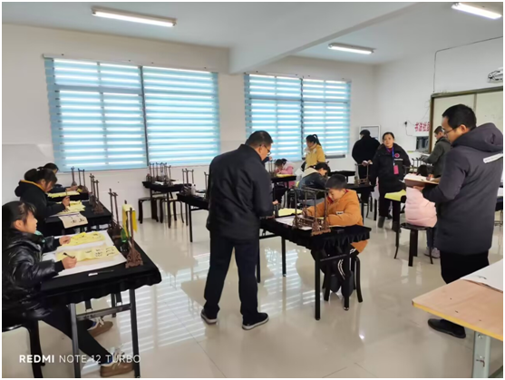 �S�h����(zh��n)С�W(xu��)�e����F(tu��n)�(y��n)�ջ��