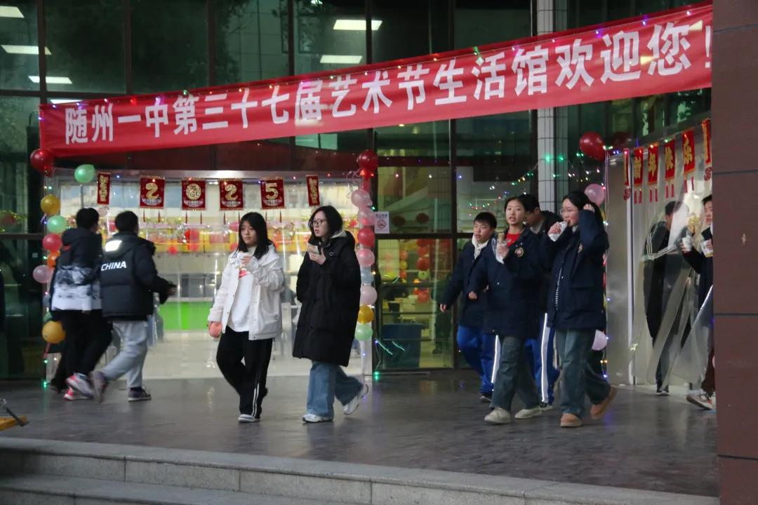 �S��һ���e��Ԫ���Έ@���