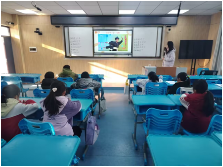 ����(zh��n)С�W(xu��)���١������йܰࡱ����_��