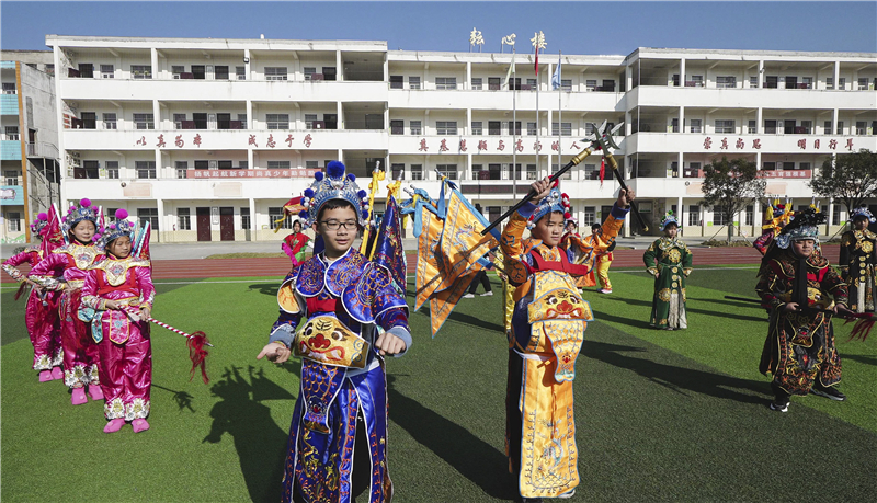 ���Y��֮�� �����S�С��S�h�ƿh�(zh��n)�����С����z���Ļ�������ץ��