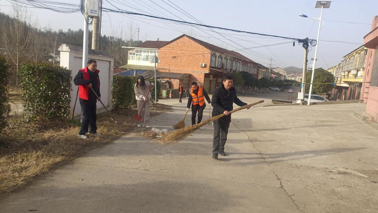 ��ɽ�(zh��n)���ČW(xu��)У�y���U����ί���_չ ���坍�҈@��־Ը����(w��)���