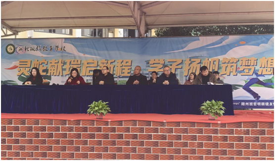 �����F(xi��n)�������WУ�e���W���_�W��Y