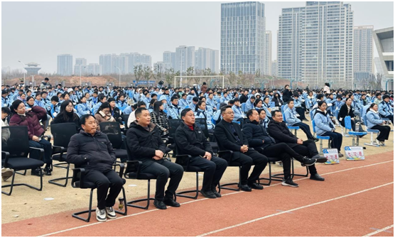 �ĵیW(xu��)У�e���W(xu��)���_(k��i)�W(xu��)��Y