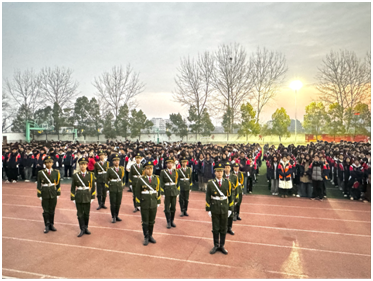 �����F(xi��n)�������W(xu��)У�e���О���(x��)�T�������Ӄxʽ