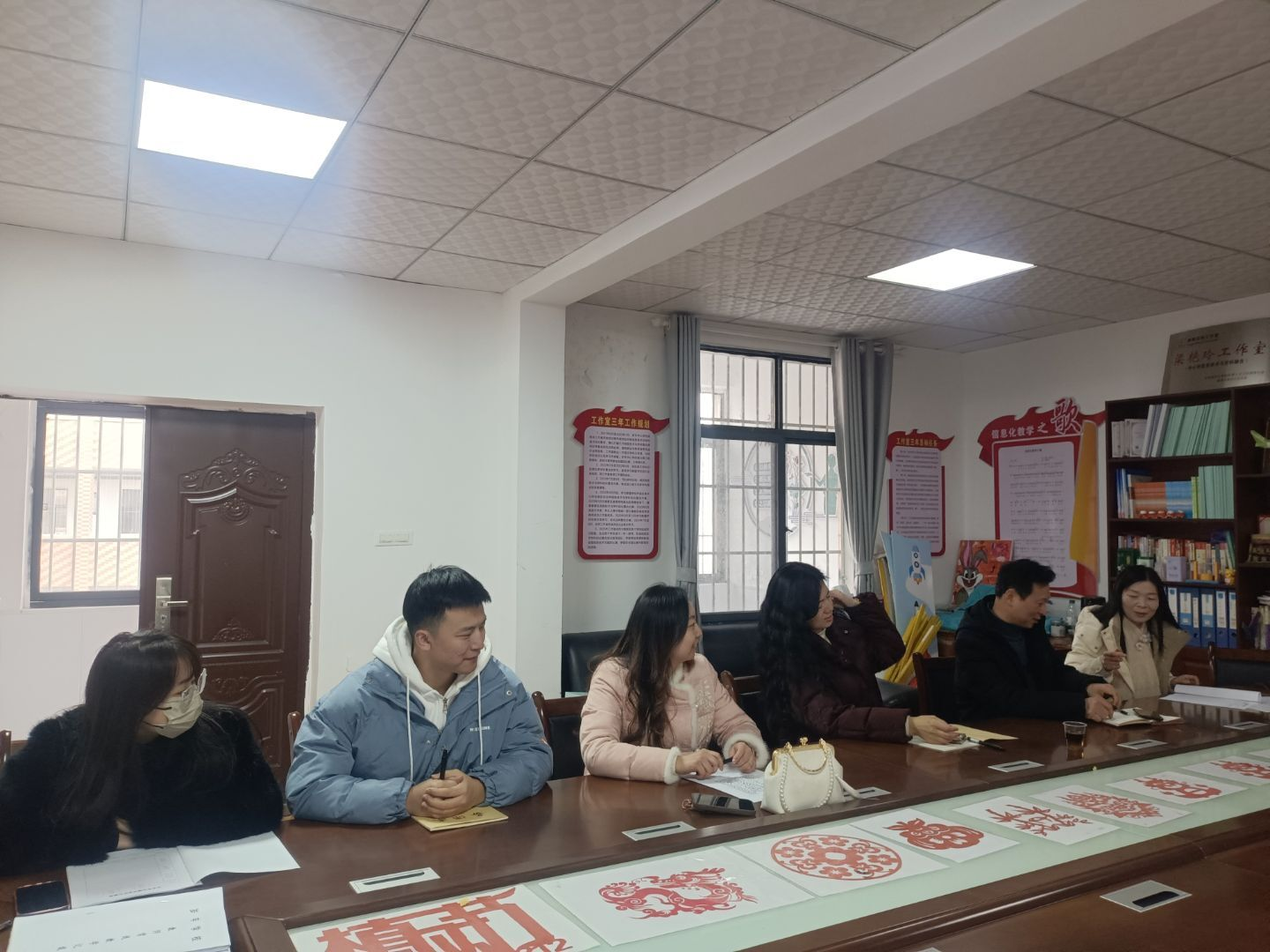 ����(y��u)���I�̭h(hu��n)�����q�S�W(xu��)У�_չ�W(xu��)��������Ϣ���g(sh��)���л��