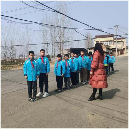 �S�h�߳��(zh��n)�߳���С�W(xu��)�_չ"����У�@"���}��(sh��)�`���