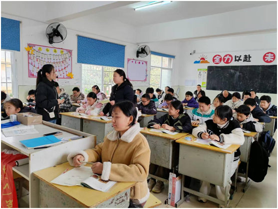 ��ɽ���L�����(zh��n)��(li��n)�w�_չ���ܶ��мs�����л��(d��ng)